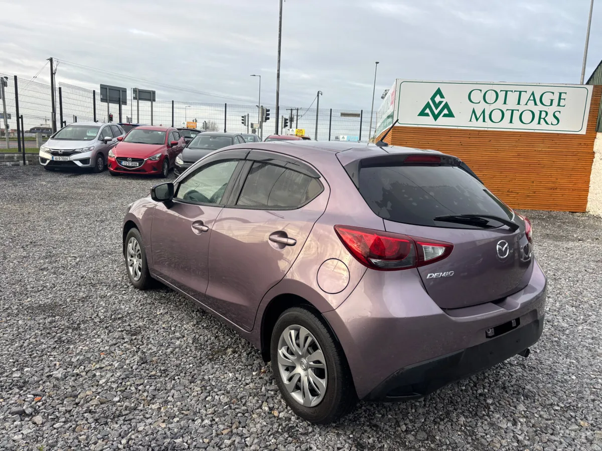 Mazda Demio - Image 3