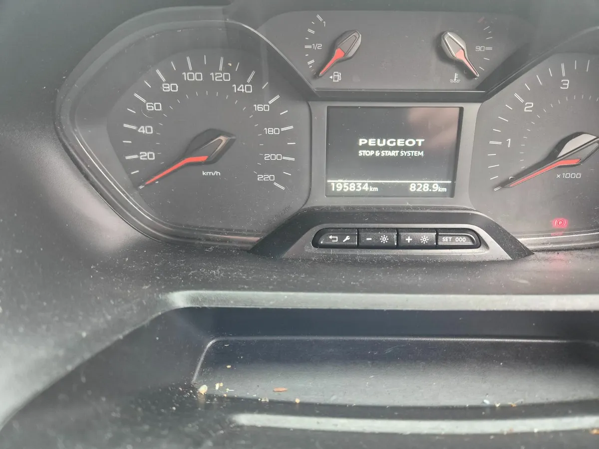 Peugeot Partner 2019 - Image 2