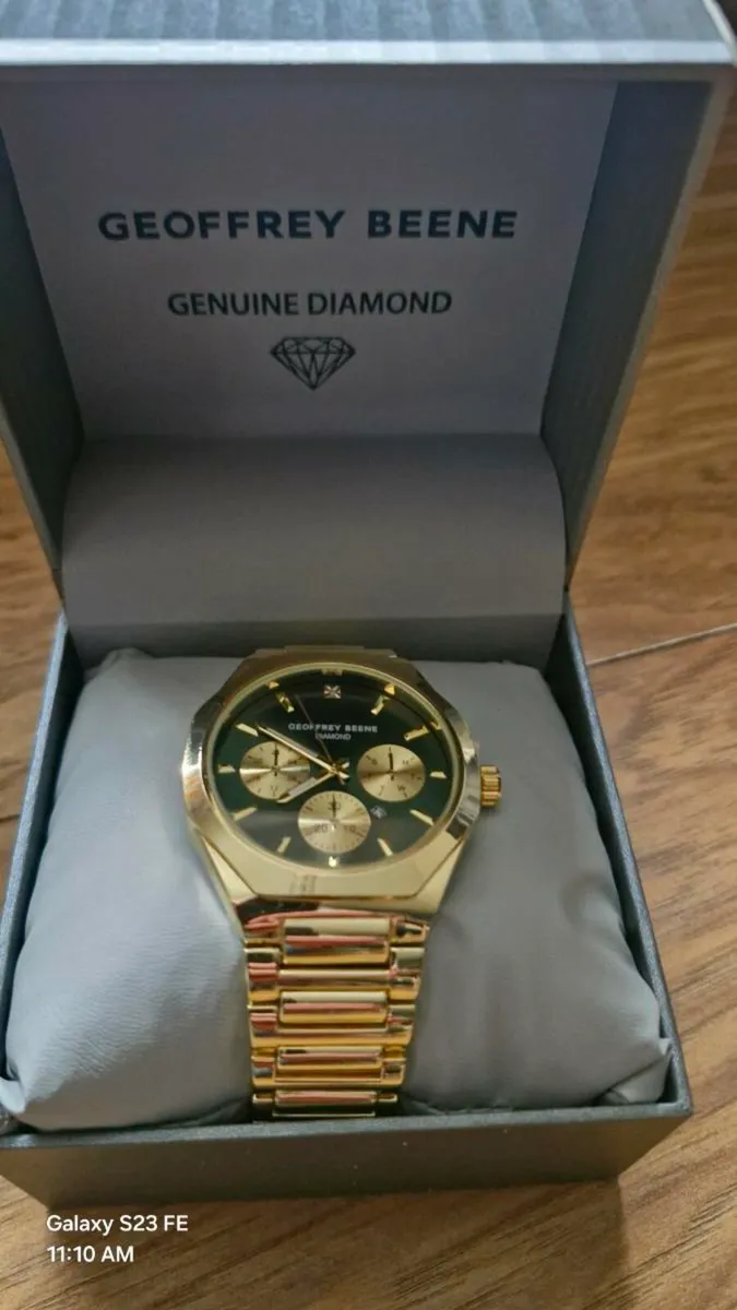 Geoffrey Beene Men's Gold Chronograph 43mm - Image 1