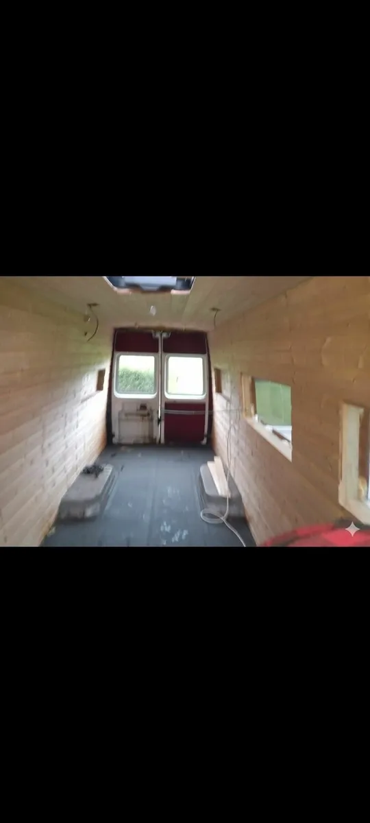 Campervan mercedes sprinter - Image 2