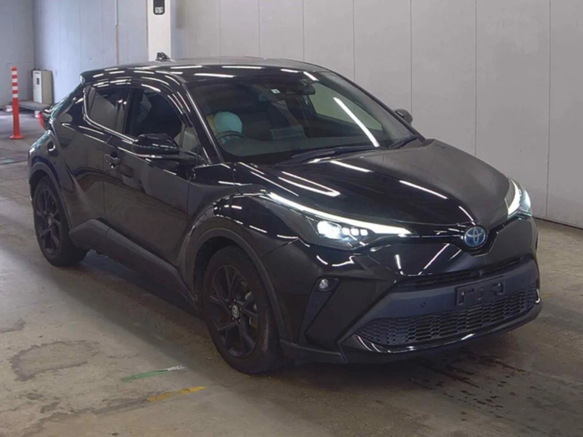 Toyota C-HR SOL NERO HYBRID AUTOMATIC 1.8 PETROL /