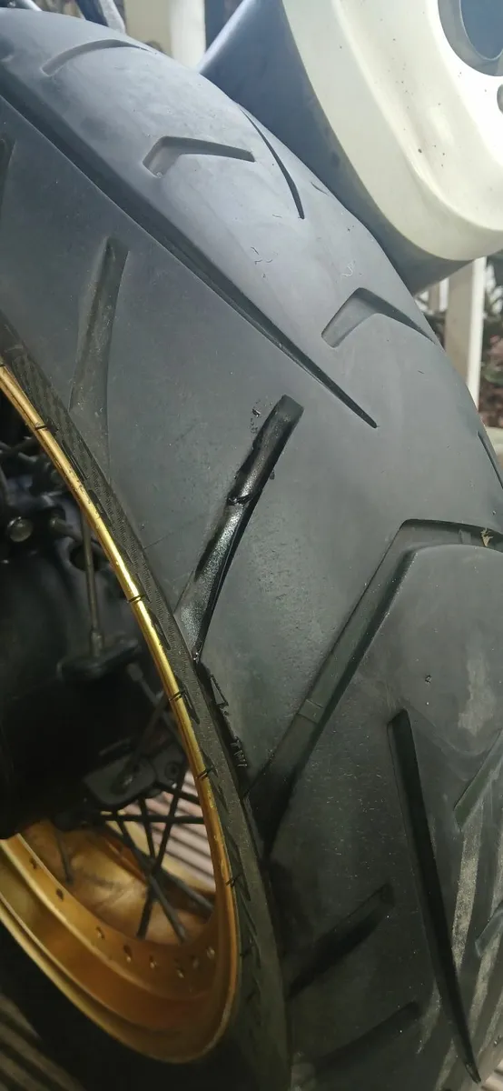 Suzuki v-strom Xt 1037cc 2017 - Image 4