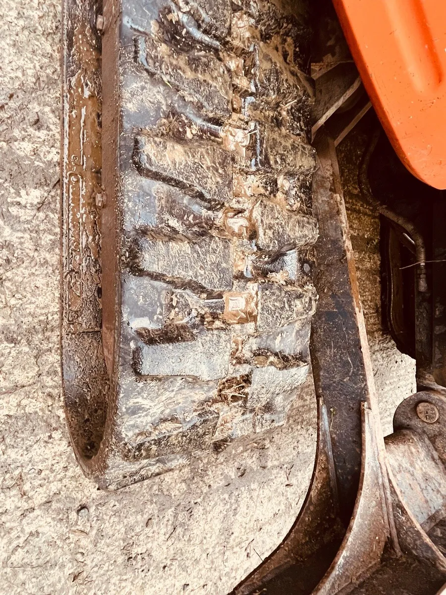 Mini excavator - Image 4