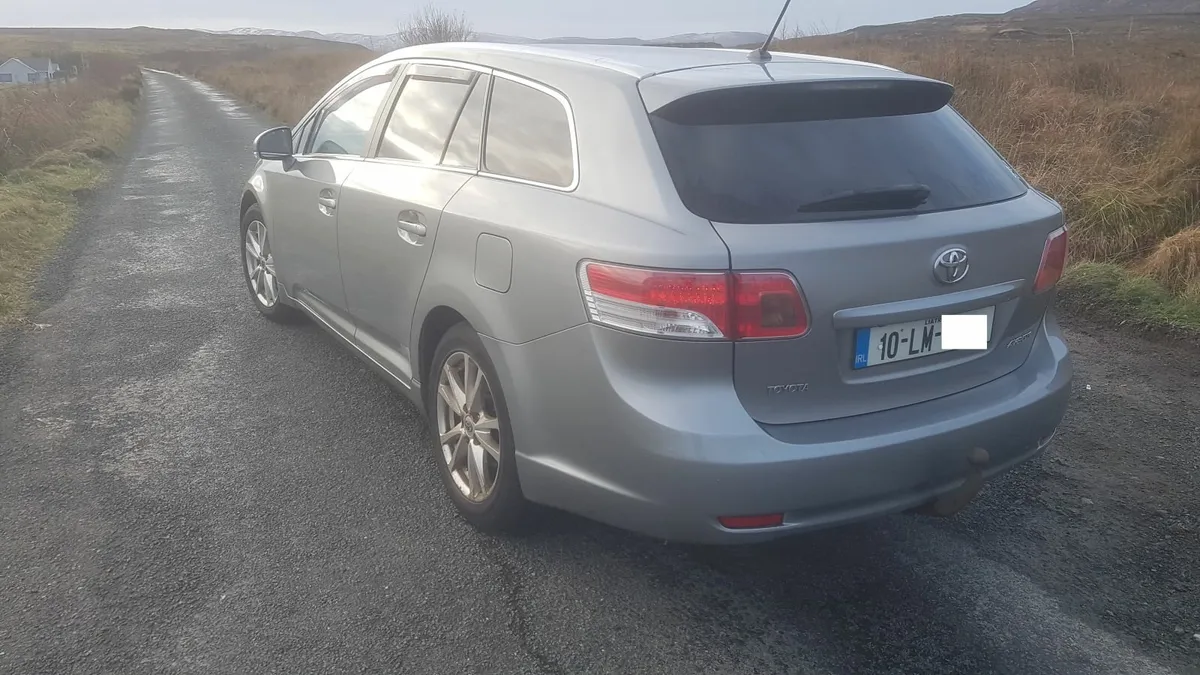 2010 Avensis Estate Terra Grey 184k mile 2.0D  D4D - Image 4