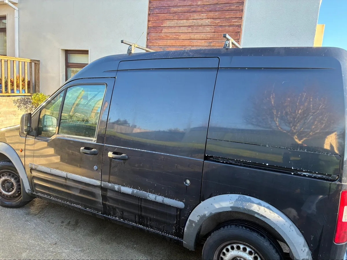Ford Transit 2010 - Image 1