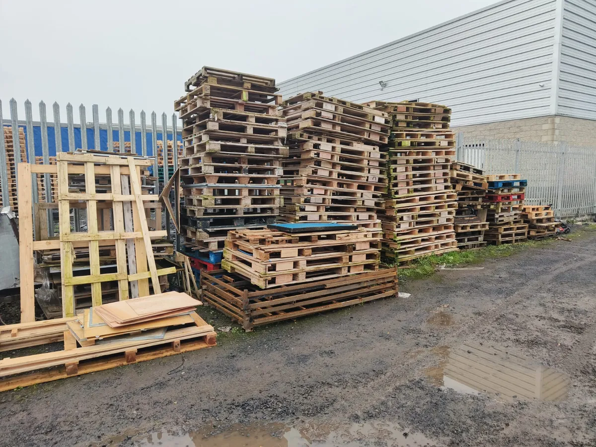 Pallets to take away