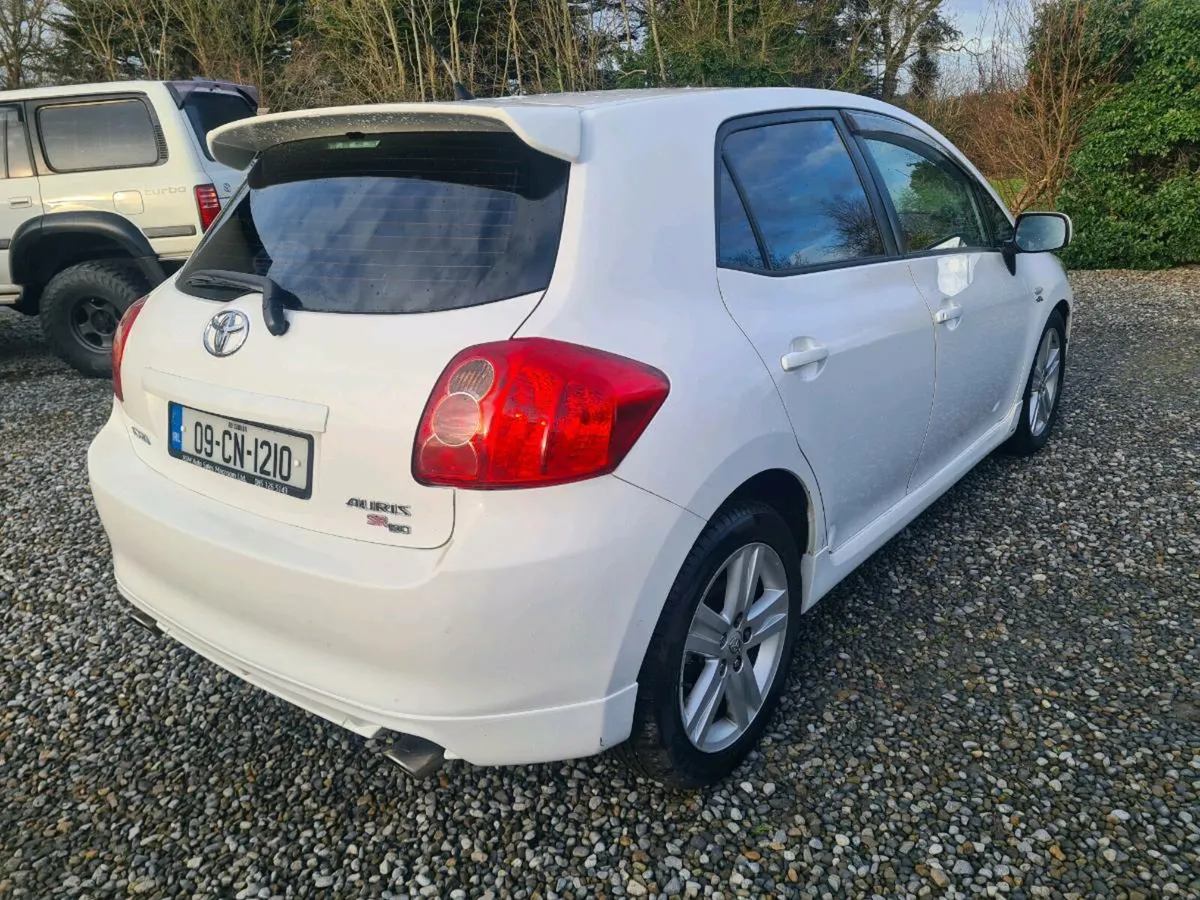 Toyota auris sr180 - Image 4