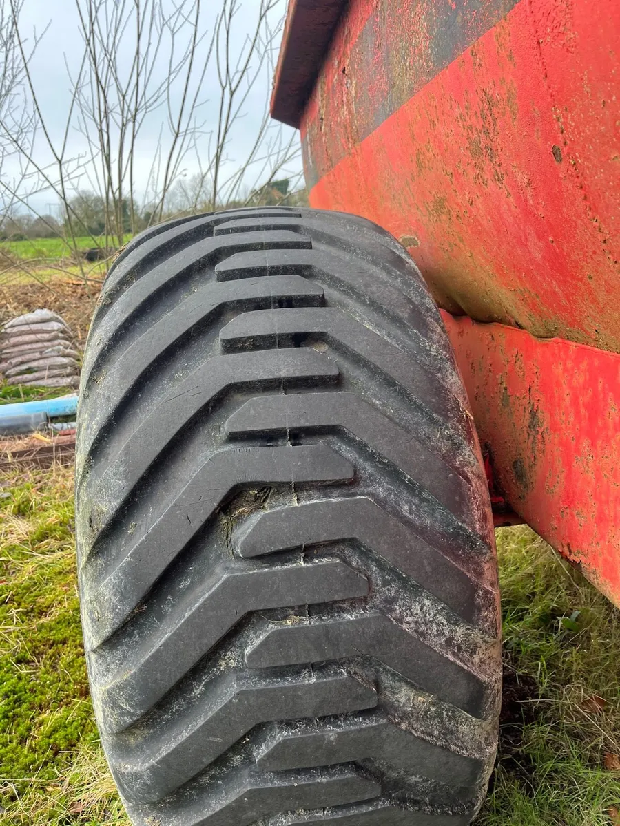 Hi spec 10 cube dung spreader - Image 3