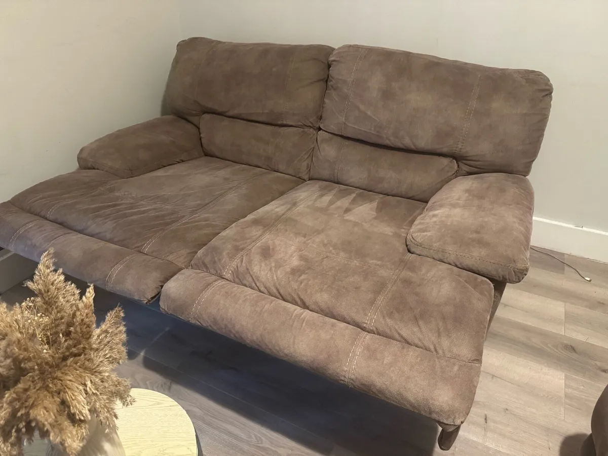 Ez Living recliner corner sofa+ 3 seater recliner - Image 4