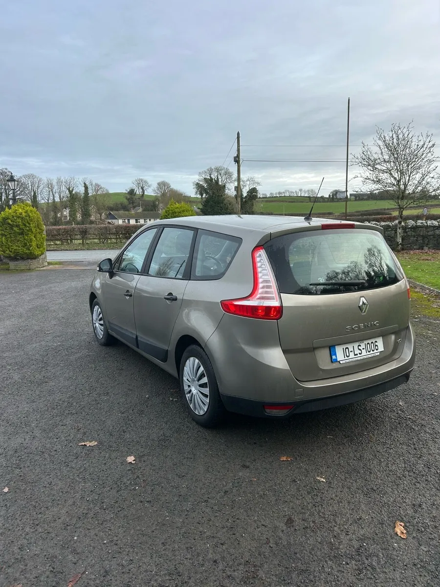 Renault Grand Scenic Low Mileage - Image 4