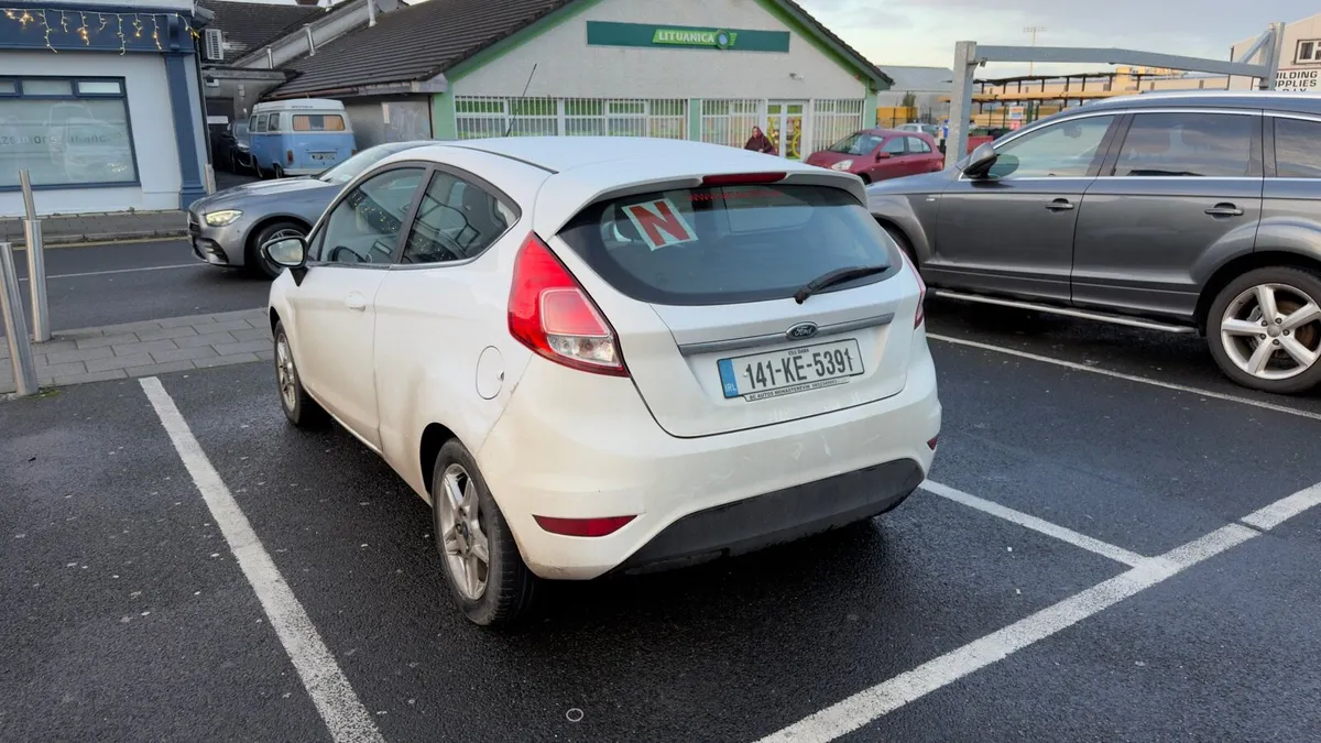 Ford Fiesta 1.2 Zetec - Image 4
