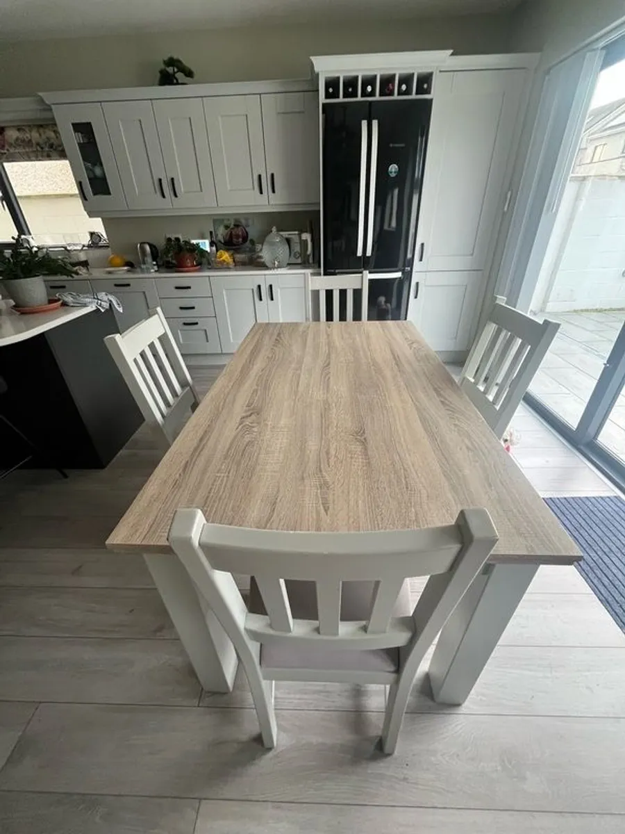 Dining Table and 4 chairs - Image 4