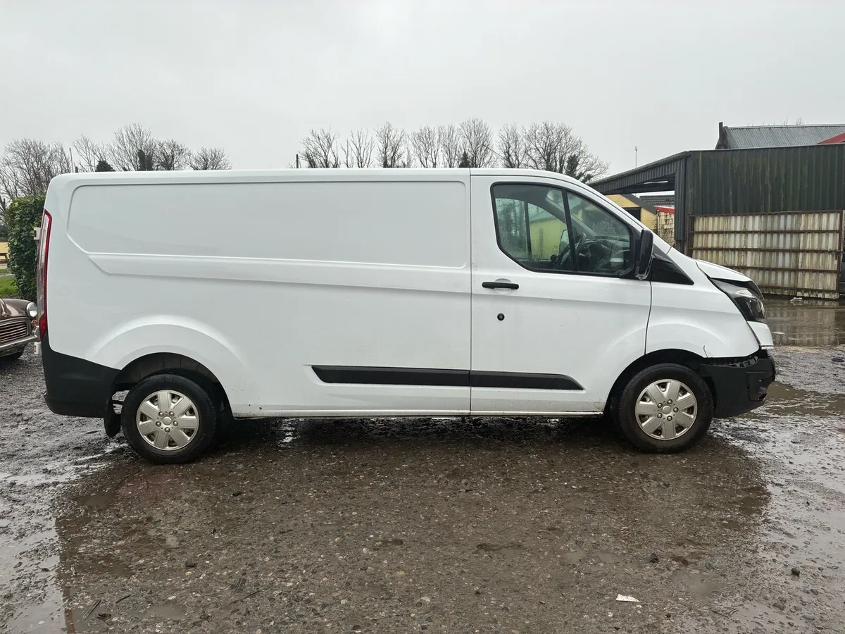 Transit Custom - Image 1