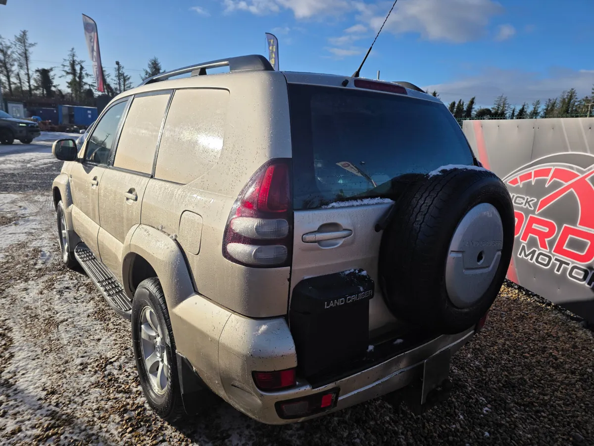 Toyota Land Cruiser 2007 - Image 3
