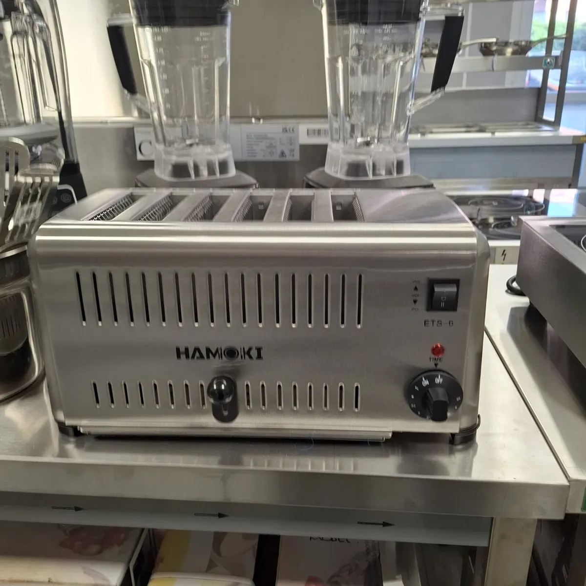 Hamoki 6 Slot Commercial Toaster - Image 3