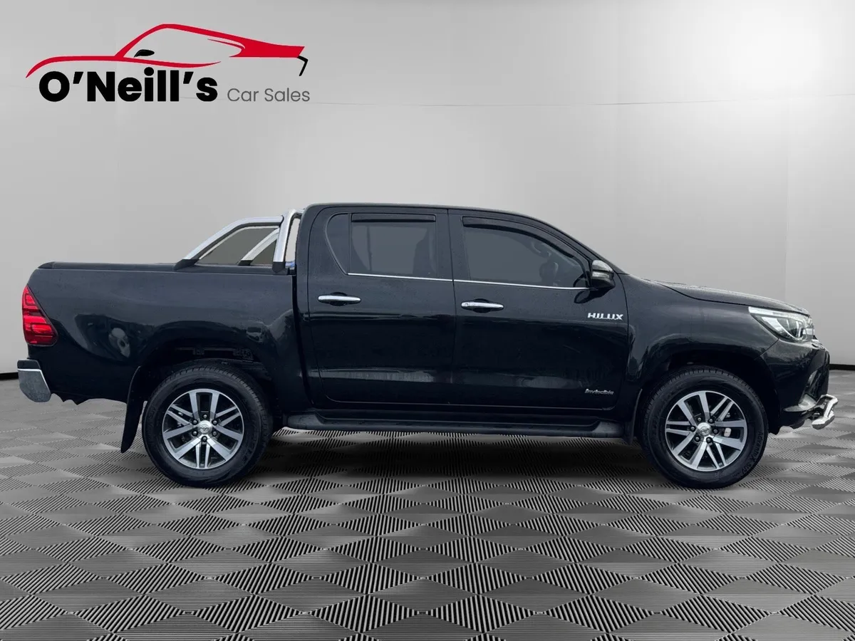Toyota Hilux 2018 *NO VAT* 2.4L INVINC AUTO #326 - Image 2