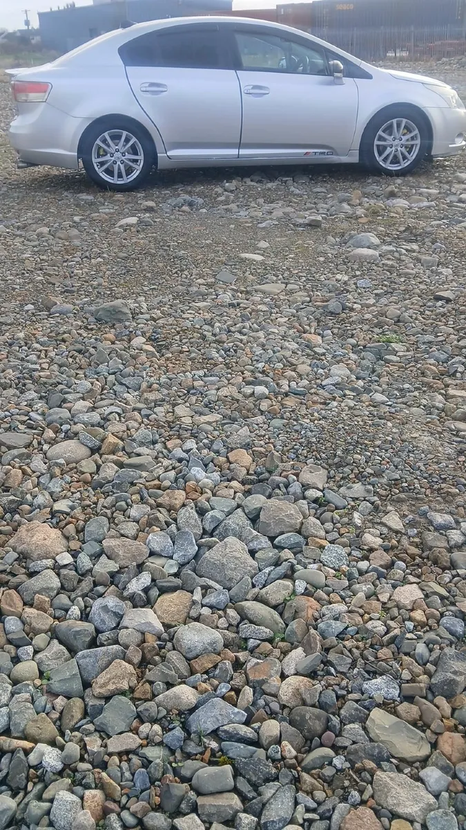 💥Toyota Avensis 2010 6 speed manual💥 - Image 4