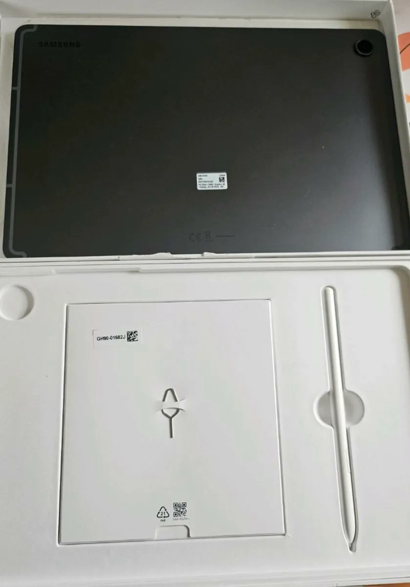 Galaxy tab s19 lite - Image 2