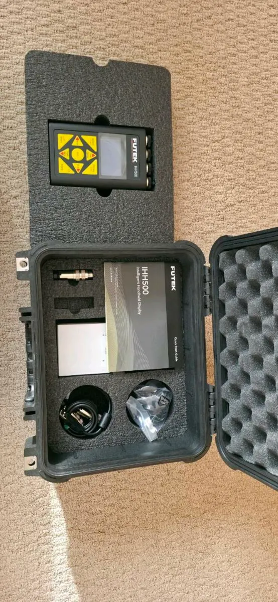 Handheld digital meter - Image 1