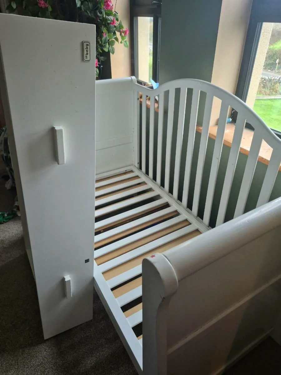 Baby oslo Cot/ Cot Bed - Image 3