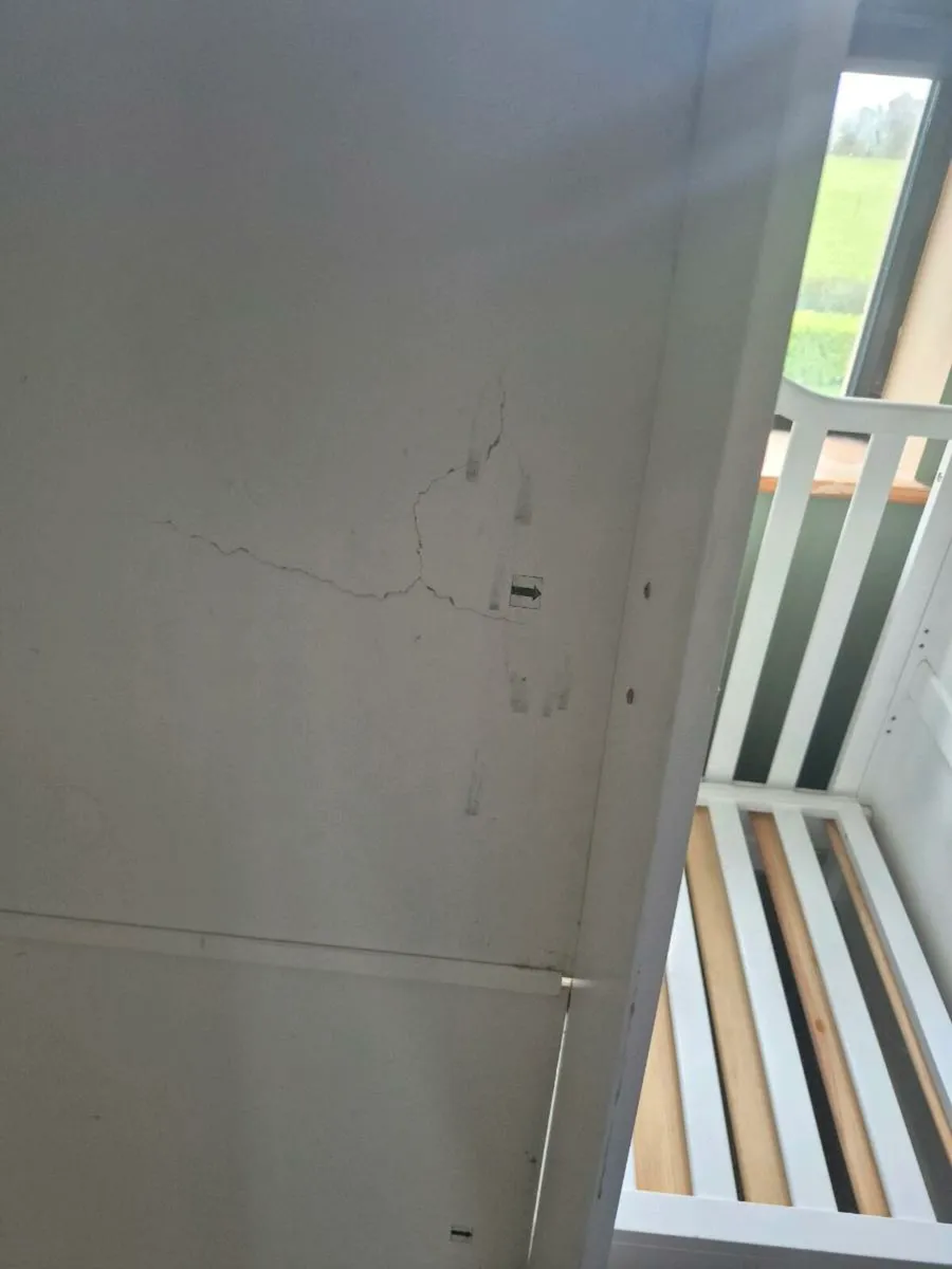 Baby oslo Cot/ Cot Bed - Image 4