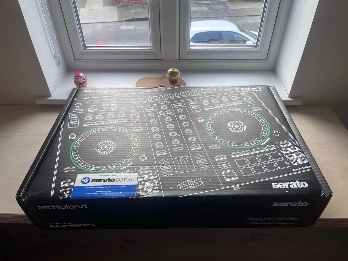 Roland DJ-505 controller - Image 2