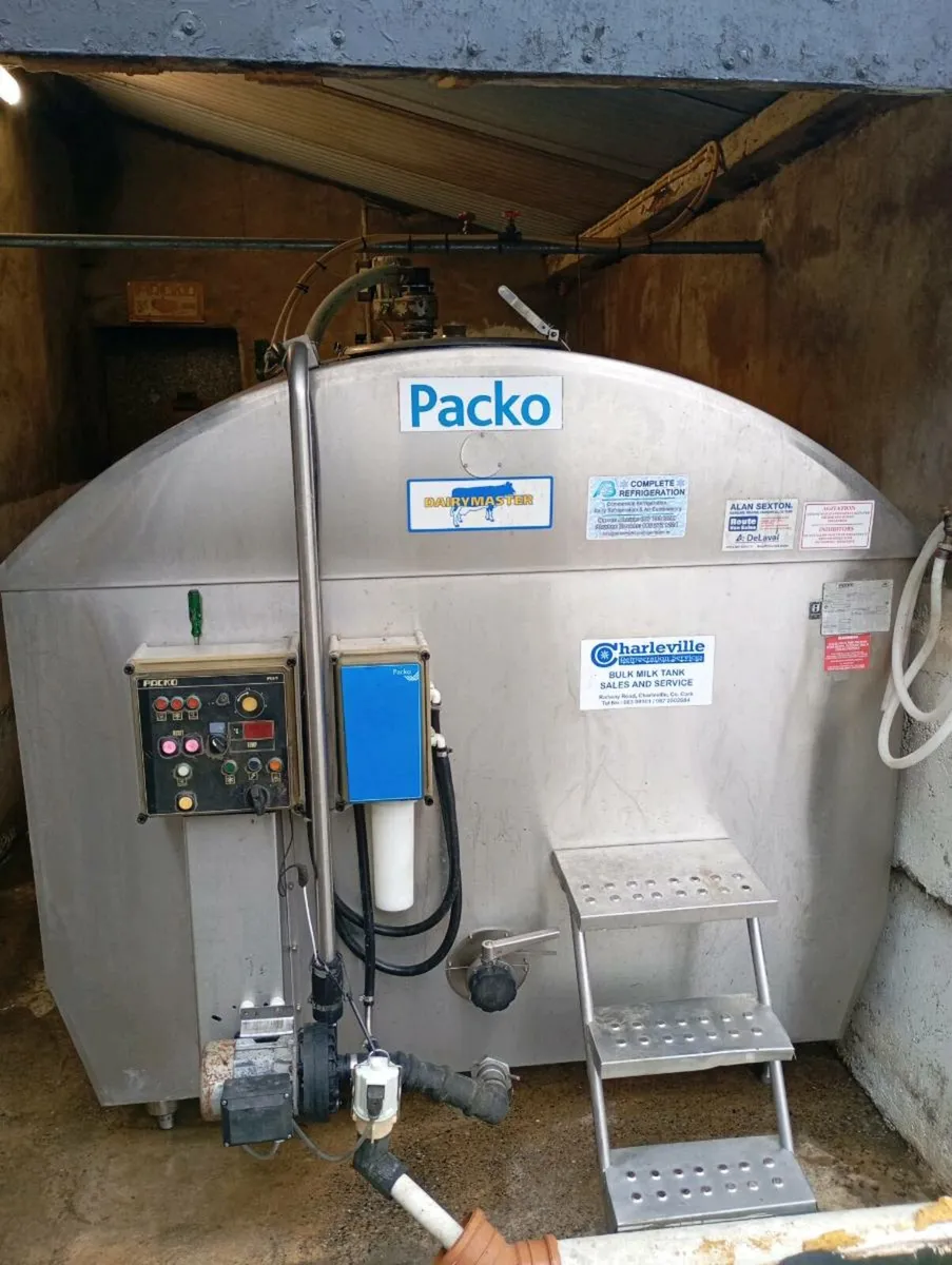 Bulk Tank - Image 1
