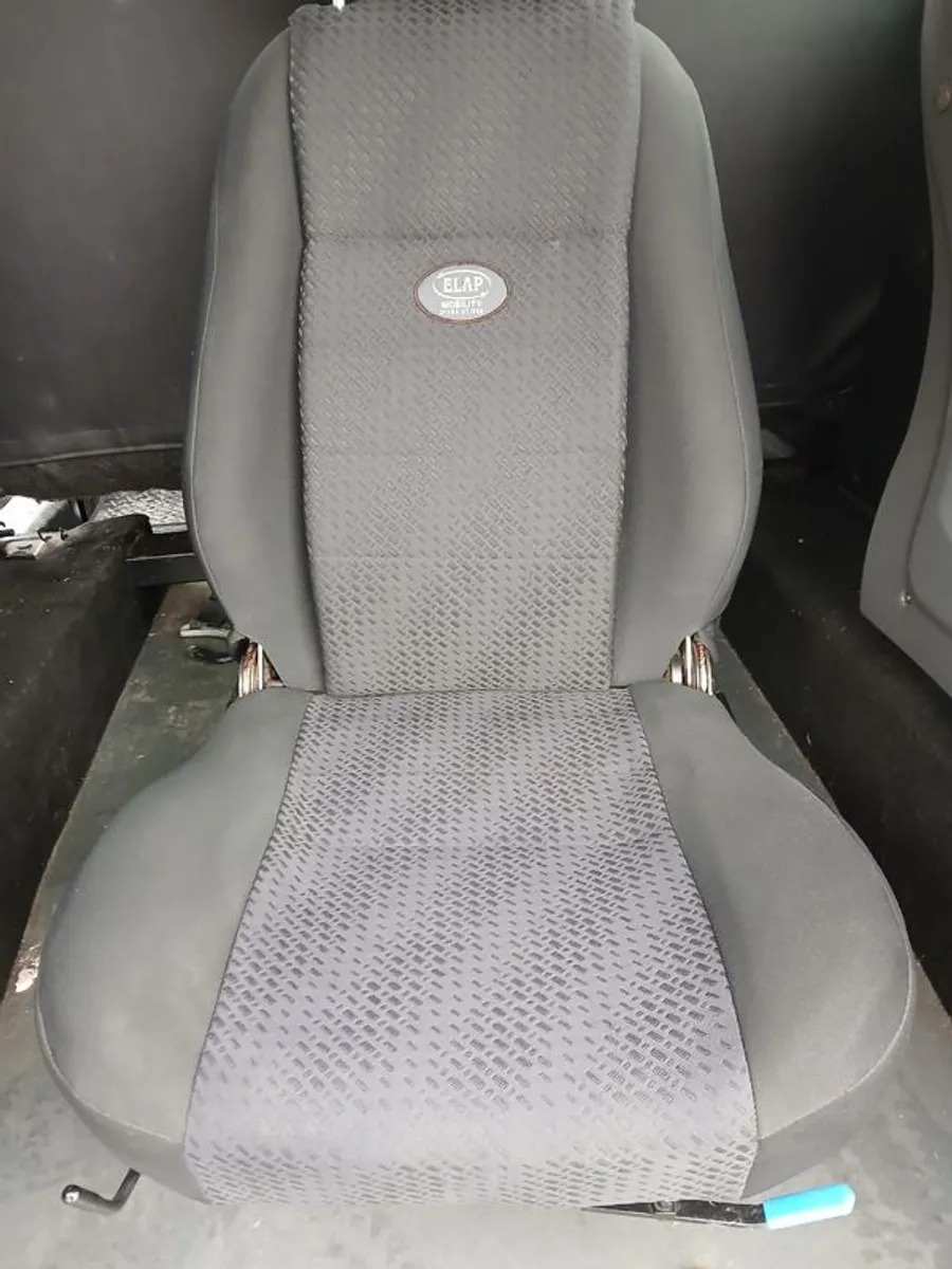 Car Mobility Seat - Image 1