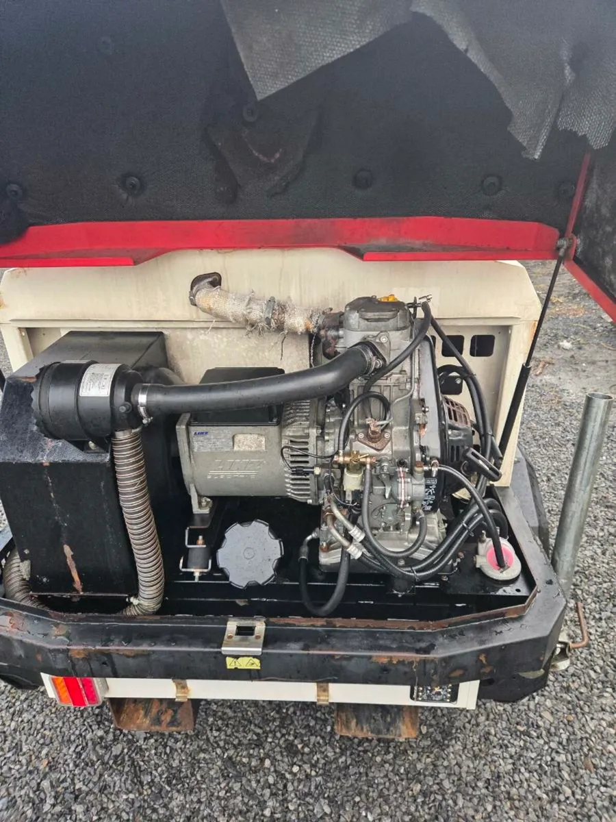 Lighting tower - Image 3