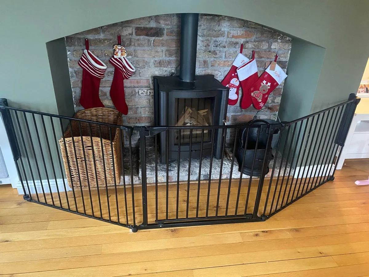 3 Panel Fireguard - Image 1