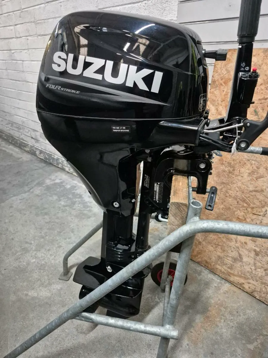 Suzuki DF9.9 Ex-Display Model 2022 - Image 1
