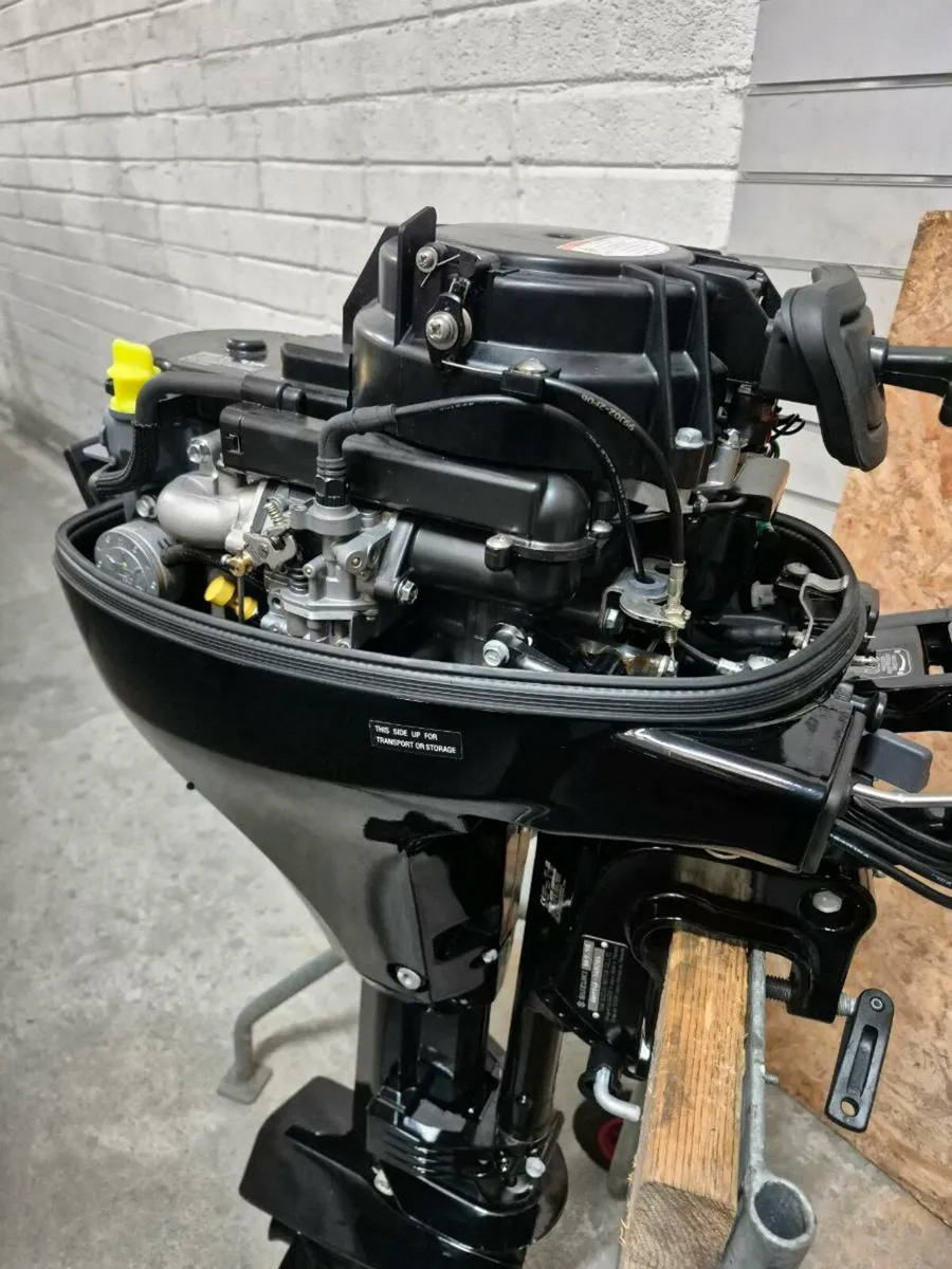 Suzuki DF9.9 Ex-Display Model 2022 - Image 2