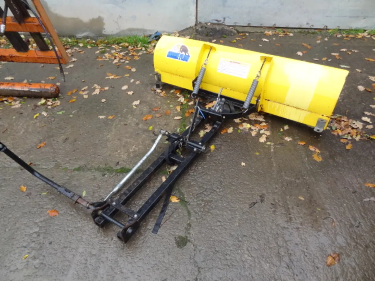 Moose 140 Quad Snow Plough Scraper - Image 4