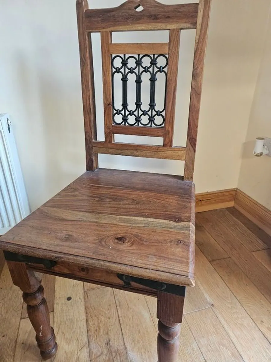 Round Table and Four Chairs - Image 3