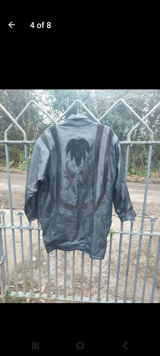 Vintage ladies black leather jacket (free postage) - Image 4