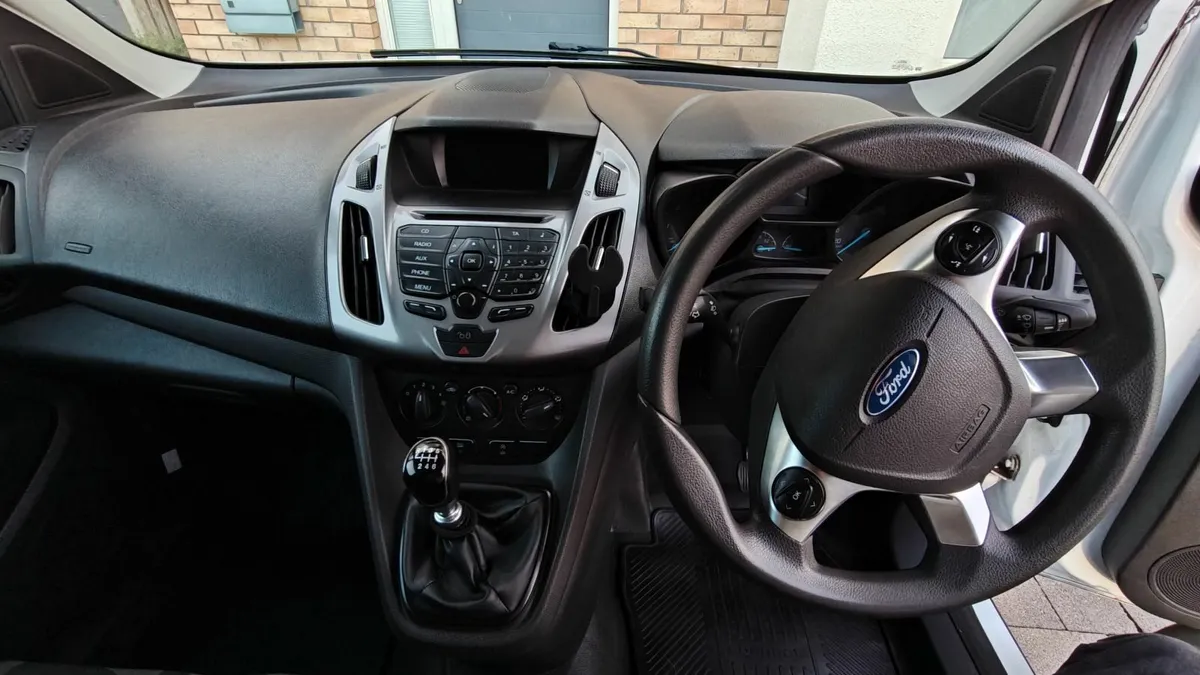 Ford Transit Connect LWB | 1.5 TDCi 6speed 120BHP - Image 4