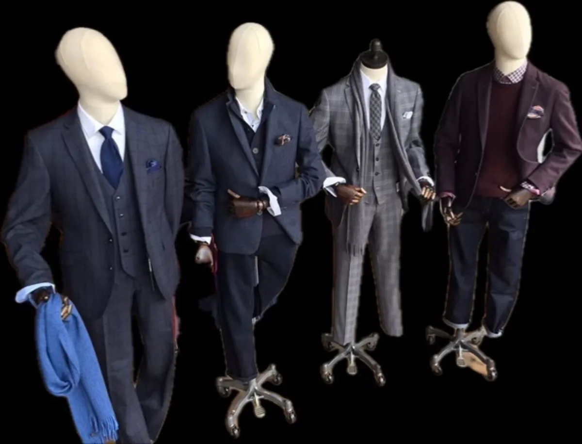 Mannequins - Image 1