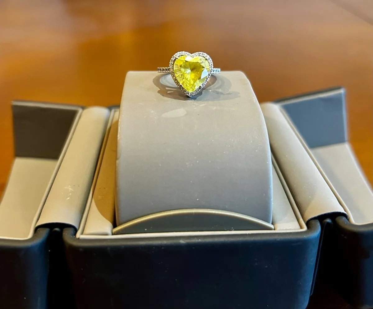 Peridot Diamond Ring - Image 1