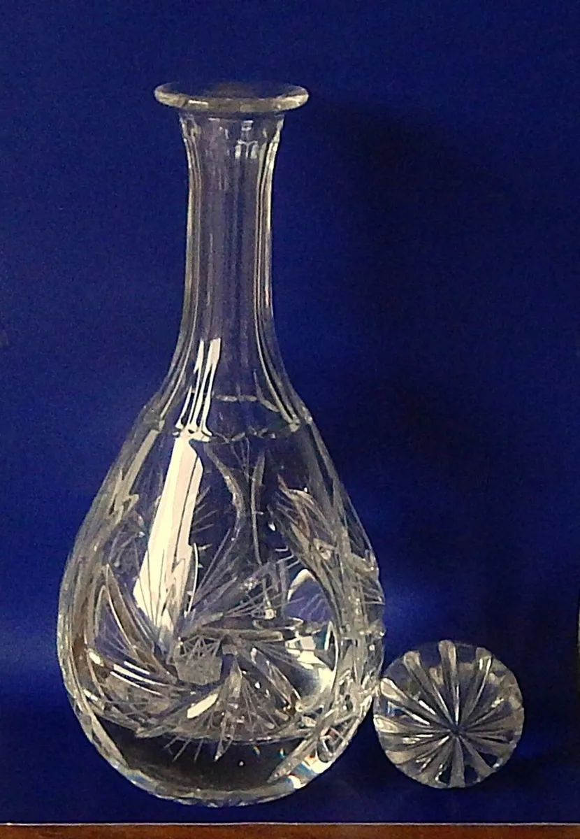 Heavy Cut Crystal Decanter - Image 2