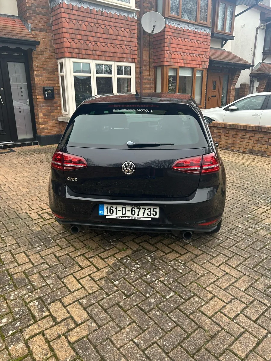 Volkswagen Golf GTI - Image 3