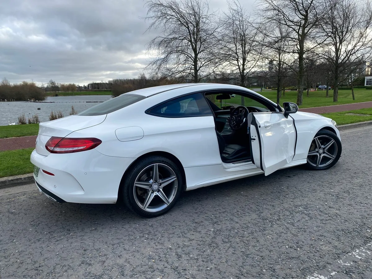Mercedes C-CLASS COUPE W205 - Image 2