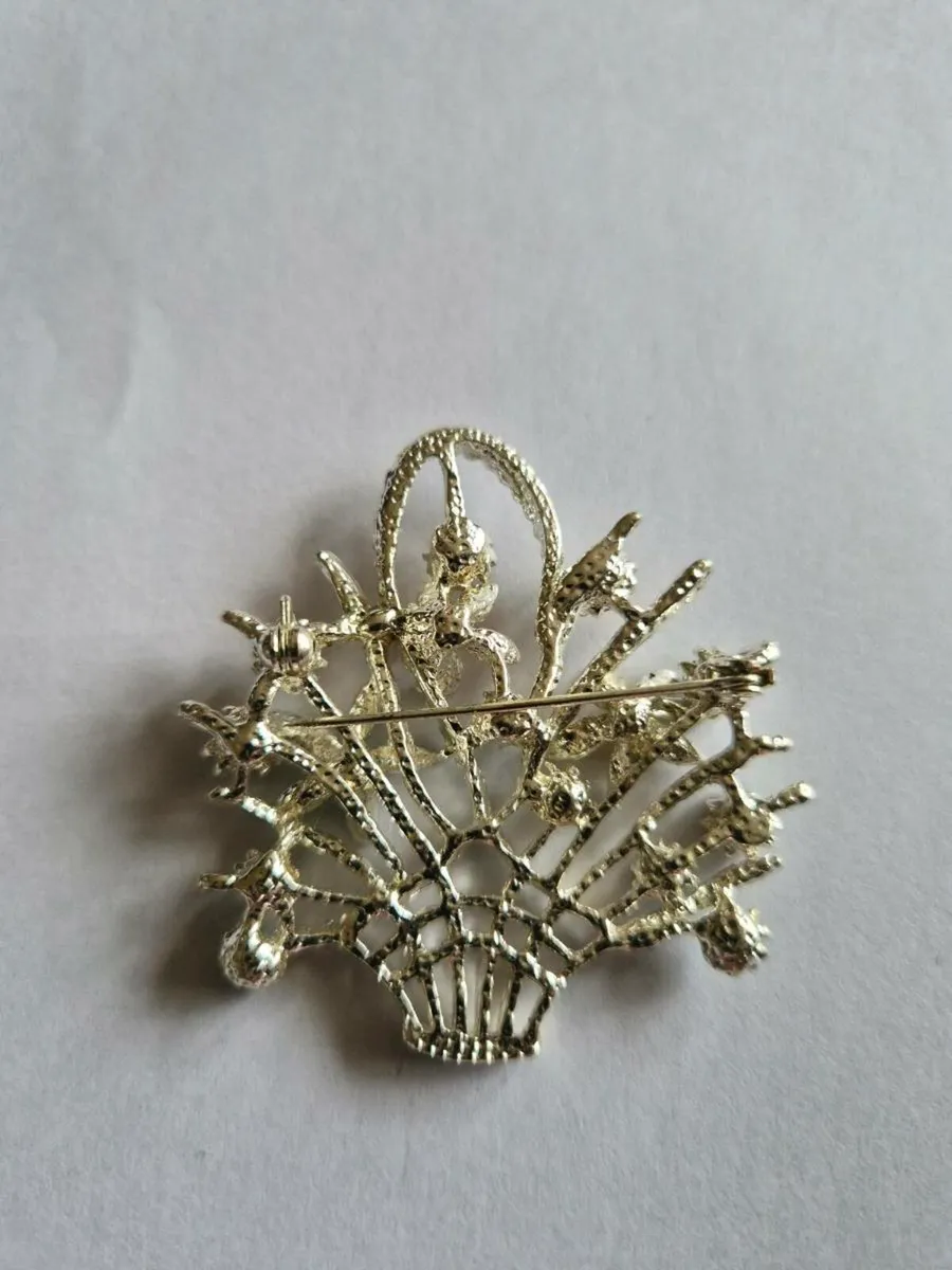 Vintage ladies broache - Image 2