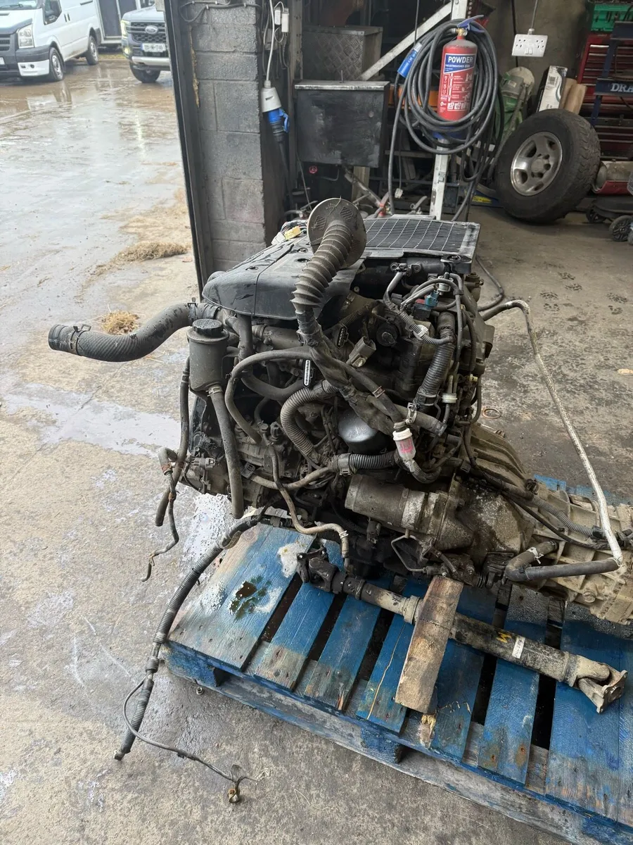 2005 landcruiser parts - Image 1