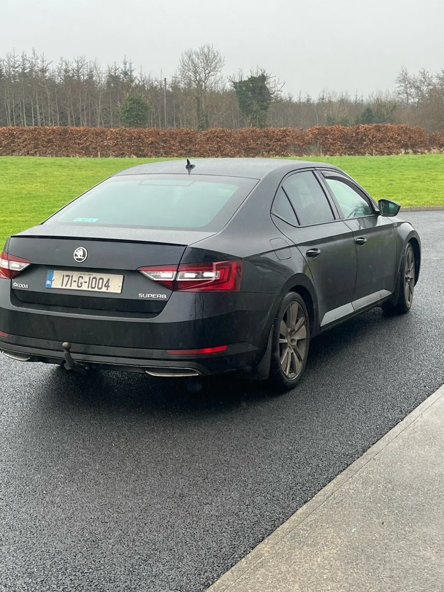 Skoda Superb Sportline - Image 4