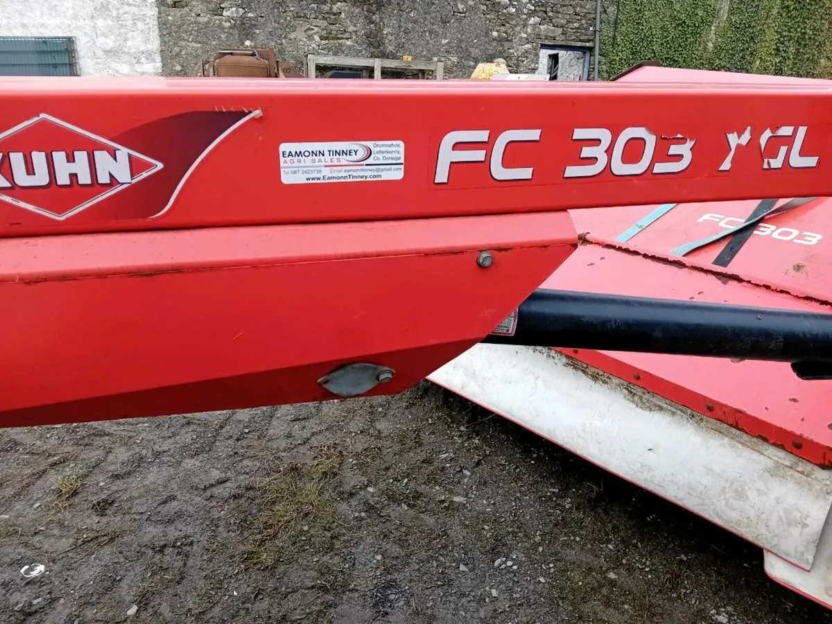 10ft Kuhn mower 303 YGL - Image 4