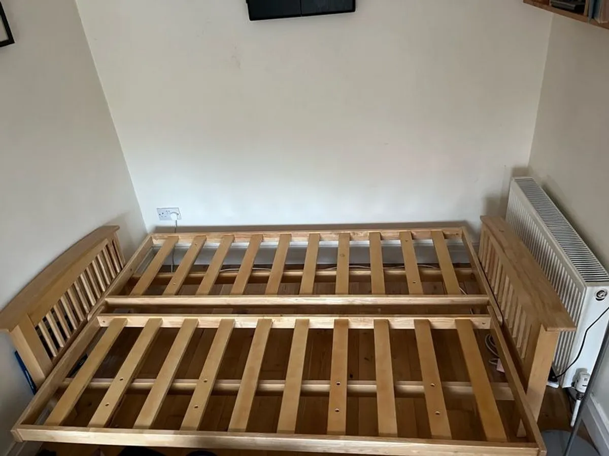 futon/ sofa bed - Image 3