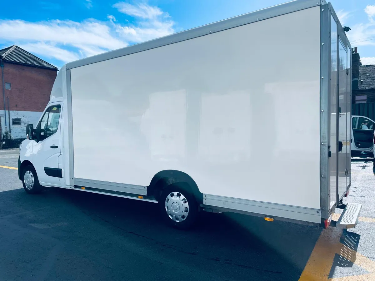 2024 Renault Master Low Loader Luton Van - Image 1