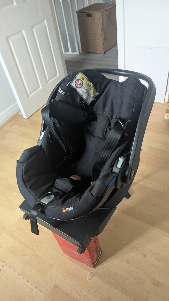 Be Safe iZi Go X1 car seat and Isofix base - Image 2