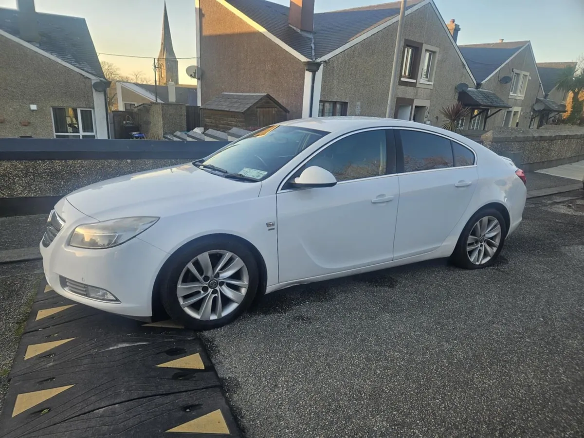 Vauxhall Insignia - Image 3