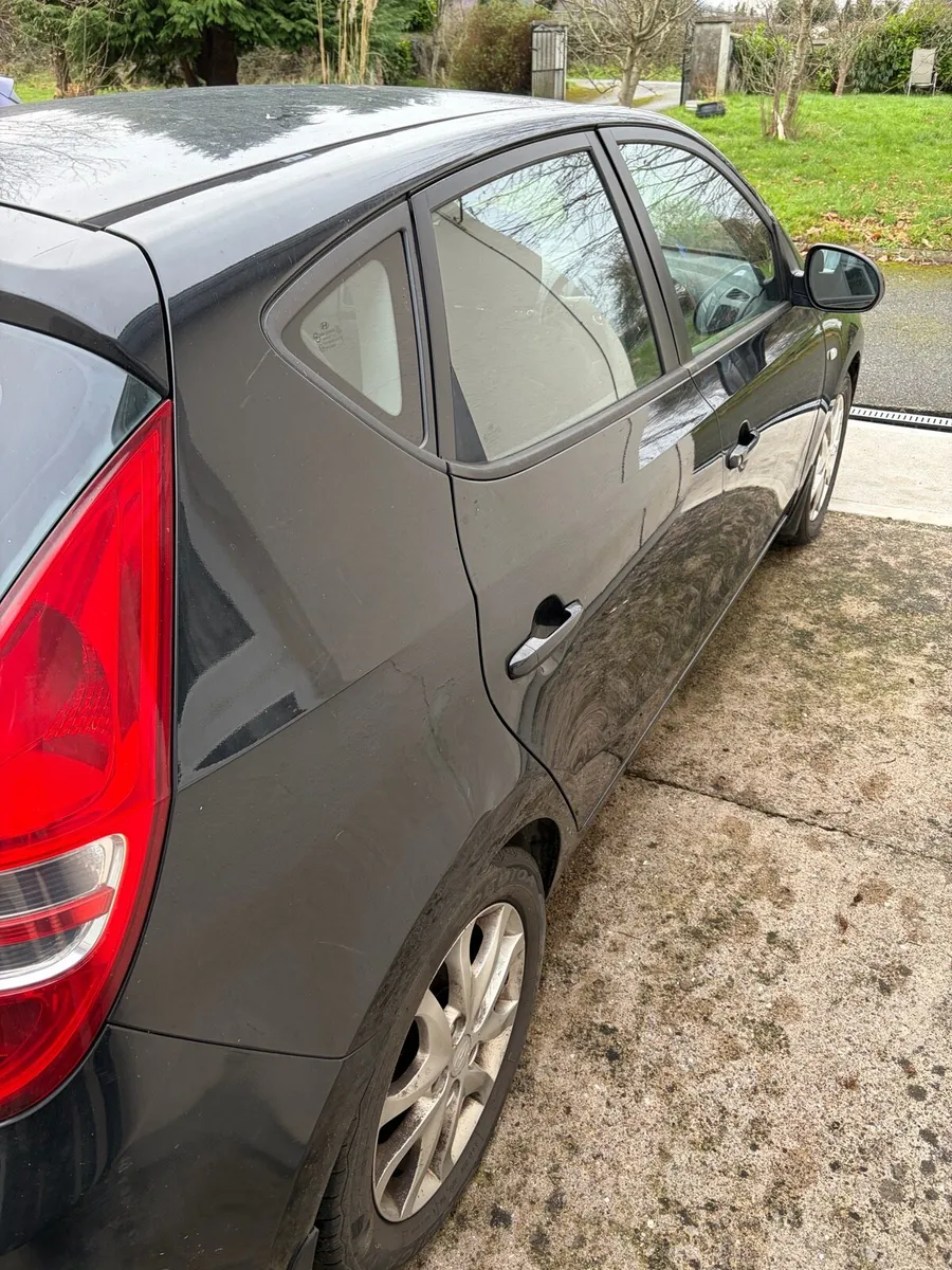Hyundai i30 - Image 2